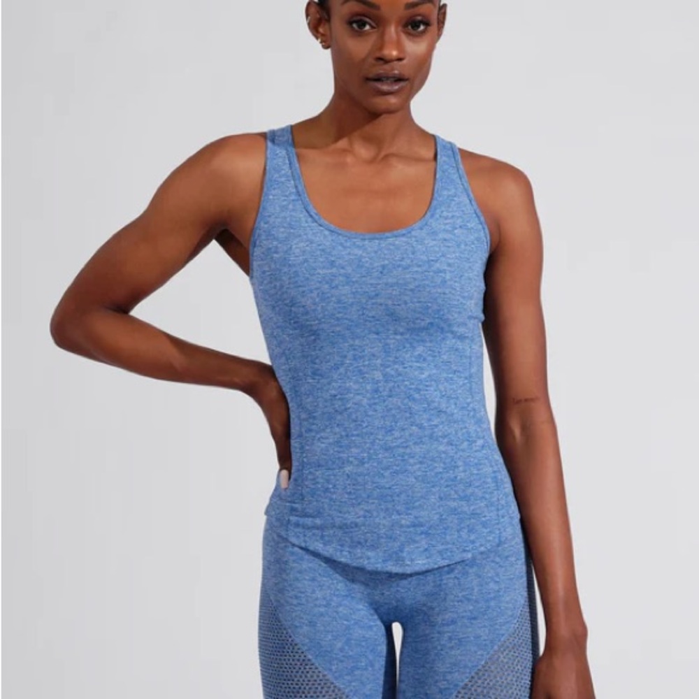 🐰💙 Buffbunny Recharge Seamless Top 🐰💙